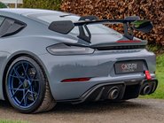 Porsche 718 GT4 RS 33