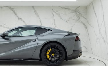 Ferrari 812 Superfast 28