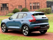 Volvo XC40 B4 PLUS 2