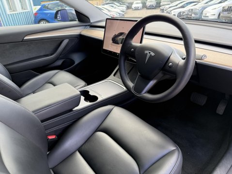 Tesla Model 3 Saloon 4dr Electric Auto RWD (241 bhp) 2