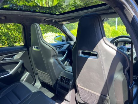 Jaguar F-Pace 2.0 D200 MHEV R-Dynamic HSE Black Auto AWD Euro 6 (s/s) 5dr 34