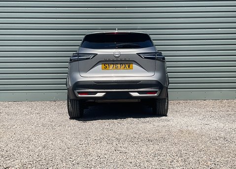 Nissan Qashqai DIG-T N-CONNECTA 5