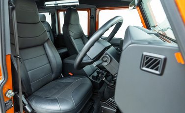 Land Rover Defender 110 ADVENTURE 14