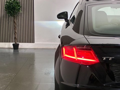 Audi TT 2.0 TFSI S line Euro 6 (s/s) 3dr 42