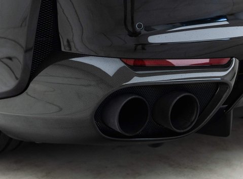 Ferrari 812 Superfast 23