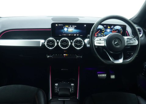 Mercedes-Benz GLB 1.3 GLB200 AMG Line (Premium 2) SUV 5dr Petrol 7G-DCT Euro 6 (s/s) (163 ps) 20