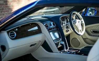 Bentley Continental GT V8 S Mulliner Convertible 17