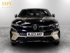 Renault Megane E-Tech 60kWh iconic Hatchback 5dr Electric Auto (optimum charge) (220 ps) 1 Owner
