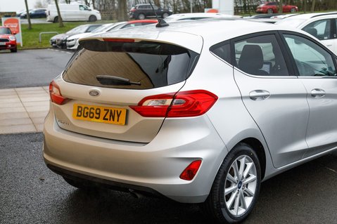 Ford Fiesta TITANIUM 8