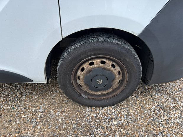 Vauxhall Vivaro SWB L1H1 Low Roof 2700 NO VAT 16