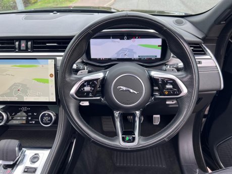Jaguar F-Pace 2.0 D200 MHEV R-Dynamic SE Auto AWD Euro 6 (s/s) 5dr 6