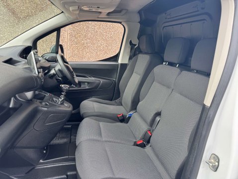 Peugeot Partner 1.5 Partner Professional Premium+ BHDi 24