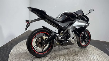 Yamaha R125 YZF 2009 20K 125CC SPORTS BIKES 15BHP NEW MOT SERVICED 2