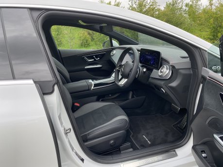 Mercedes-Benz EQE EQE 300 AMG Line Premium Auto Electric 89KWH PAN ROOF/MEMORY SEATS/SAT NAV 6