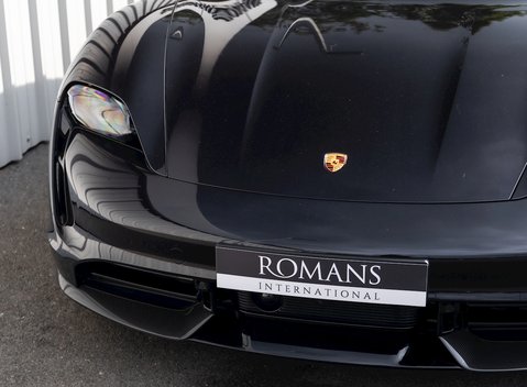 Porsche Taycan Turbo S 30