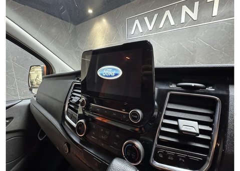 Ford Transit Custom 2.0 300 EcoBlue Limited Crew Van Double Cab 5dr Diesel Auto L1 H1 Euro 6 (s 19