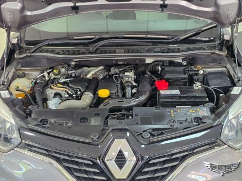 Renault Captur 1.5 dCi ENERGY Iconic EDC Euro 6 (s/s) 5dr 95