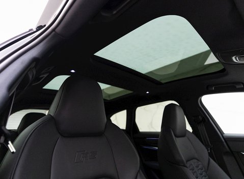 Audi RS6 Avant Carbon Black 12