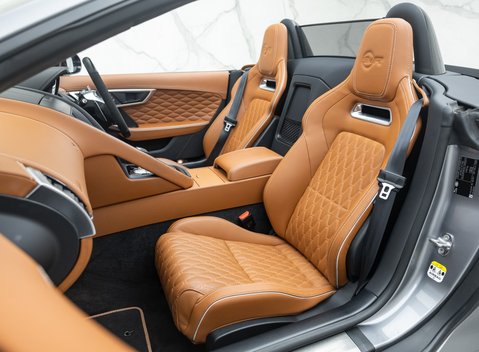 Jaguar F-Type SVR Convertible 25