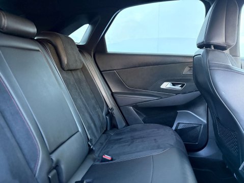 DS 7 CROSSBACK 1.5 DS7 Crossback Performance Line Blue HDi S/S 5dr 23