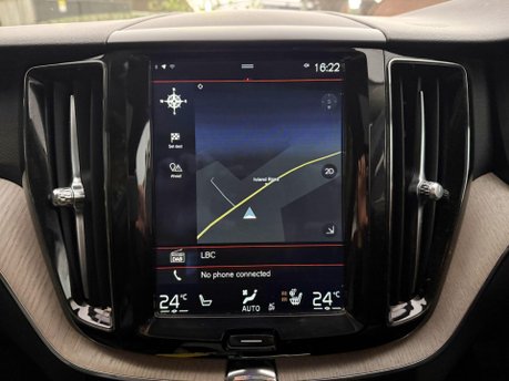 Volvo XC60 2.0 D5 PowerPulse Inscription Auto AWD Euro 6 (s/s) 5dr 21