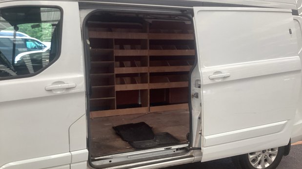 Ford Transit Custom LWB L2H2 High Roof Limited 300 Air Con Alloys Sensors EURO 6 NO VAT 8