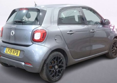 Smart Forfour 0.9T Urbanshadow Hatchback 5dr Petrol Twinamic Euro 6 (s/s) (90 ps) 9