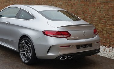 Mercedes-Benz C Class C63 Coupe Premium 9