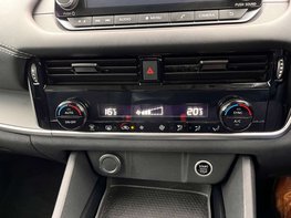 Nissan Qashqai 1.3 Qashqai Acenta Premium DiG-T MHEV CVT 5dr 54