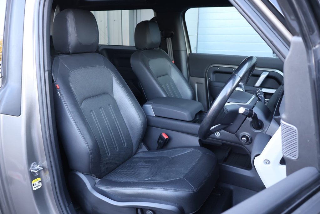 Land Rover Defender 90 X-DYNAMIC SE MHEV STYLED BY SEEKER UK 350 BHP UPGRADE  16