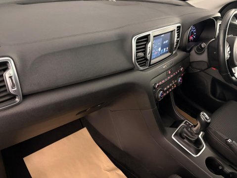 Kia Sportage 1.6 GDi 2 Euro 6 (s/s) 5dr 29