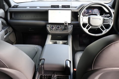 Land Rover Defender 110 2026 D350 HARD TOP X-DYNAMIC HSE  GENUINE REAR SEATS FITTED  17