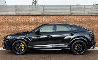 Lamborghini Urus 2
