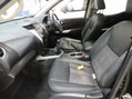 Nissan Navara 2.3 Navara N-Guard dCi 4WD 5dr 8