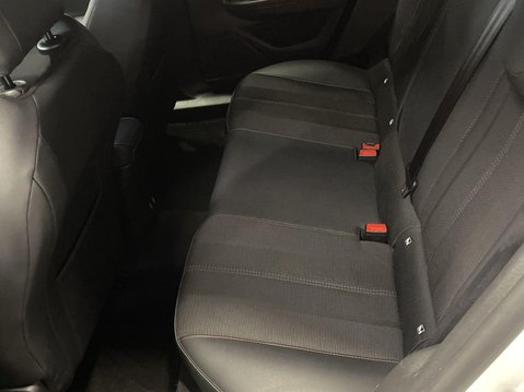 Vauxhall Mokka 1.2 Turbo SRi Nav Premium SUV 5dr Petrol Manual Euro 6 (s/s) (100 ps) 18