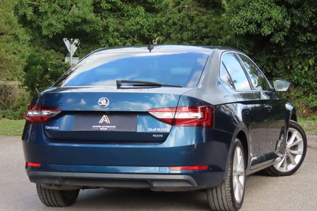 Skoda Superb 2.0 TDI SE L Executive Hatchback 5dr Diesel DSG Auto 6Spd 4WD Euro 6 (s/s) 4