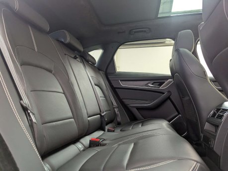 Jaguar F-Pace 2.0 F-PACE R-Dynamic HSE D MHEV AWD Auto 4WD 5dr 49