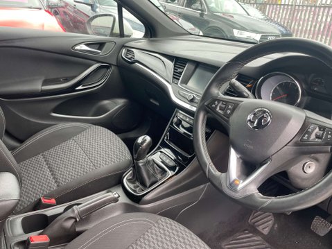 Vauxhall Astra 1.4 Astra SRi 5dr 19
