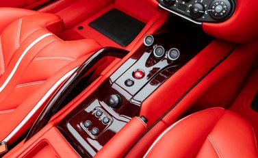 Ferrari 599 SA Aperta 25