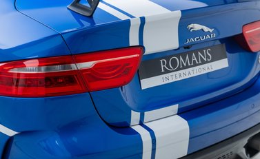 Jaguar XE SV Project 8 48