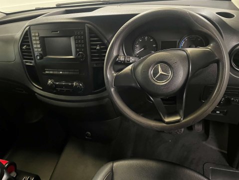 Mercedes-Benz Vito eVito Touringer 5dr 14