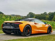 McLaren Artura 4