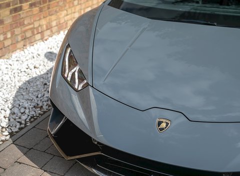 Lamborghini Huracan LP640-4 Performante 20