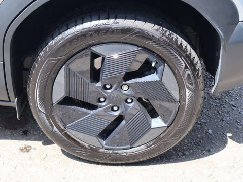 Suzuki e Vitara 61kWh Motion Auto 5dr 27