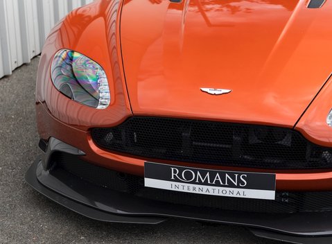 Aston Martin Vantage GT8 22