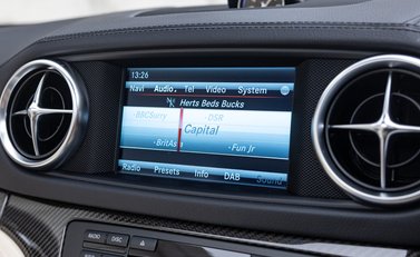 Mercedes-Benz SL Class SL63 AMG 28