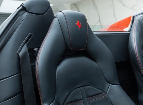 Ferrari 488 SPIDER 18