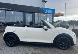 Mini Convertible COOPER S CLASSIC AUTO CONVERTIBLE 17