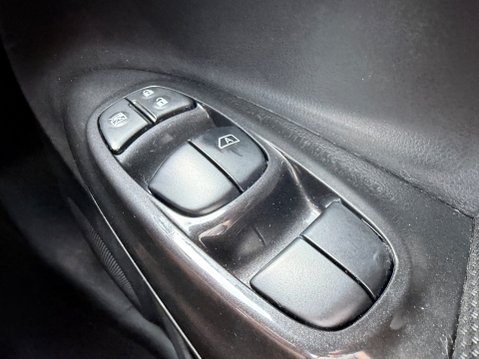 Nissan Juke 1.2 N-CONNECTA DIG-T 18