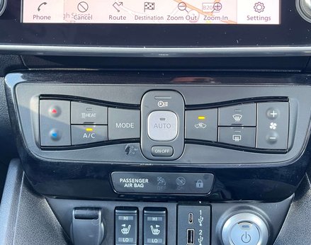 Nissan LEAF Leaf E + N-Connecta Electric, 60.9 kw/h battery, 239 mile range 5dr 48
